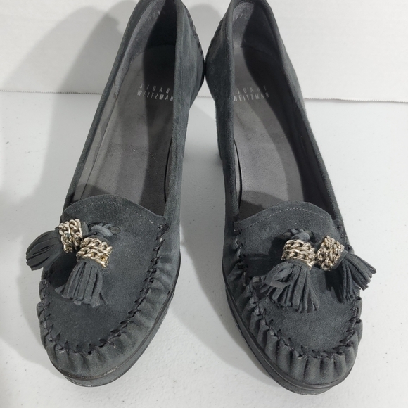 Stuart Weitzman Sz 7 Dark Gray/Black Suede Chunk Heels With Tasseld